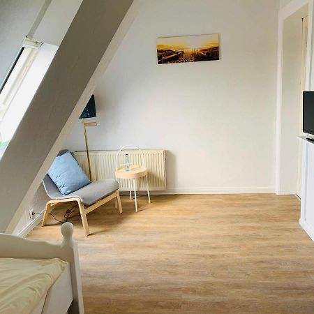 Hotel Faehrhaus Kirschenland Jork Rum bild