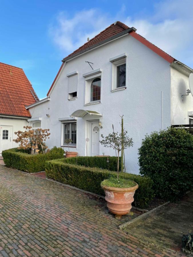 Hotel Faehrhaus Kirschenland Jork Rum bild